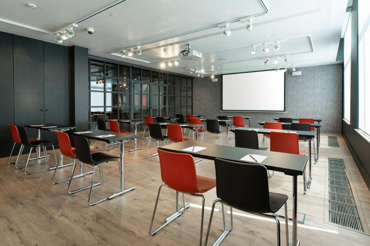 Radisson Red Brussels Hotel Brussel