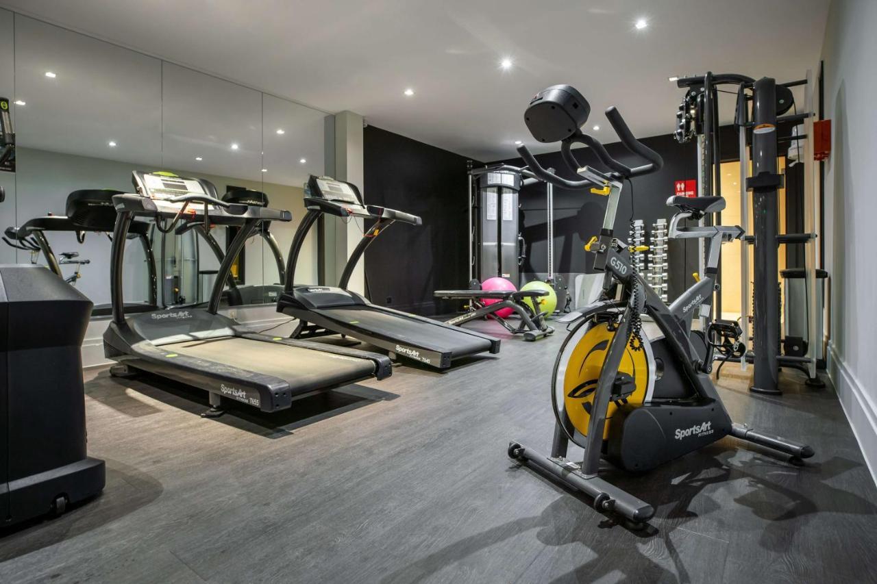 Hotel Radisson Red Brussels 4*