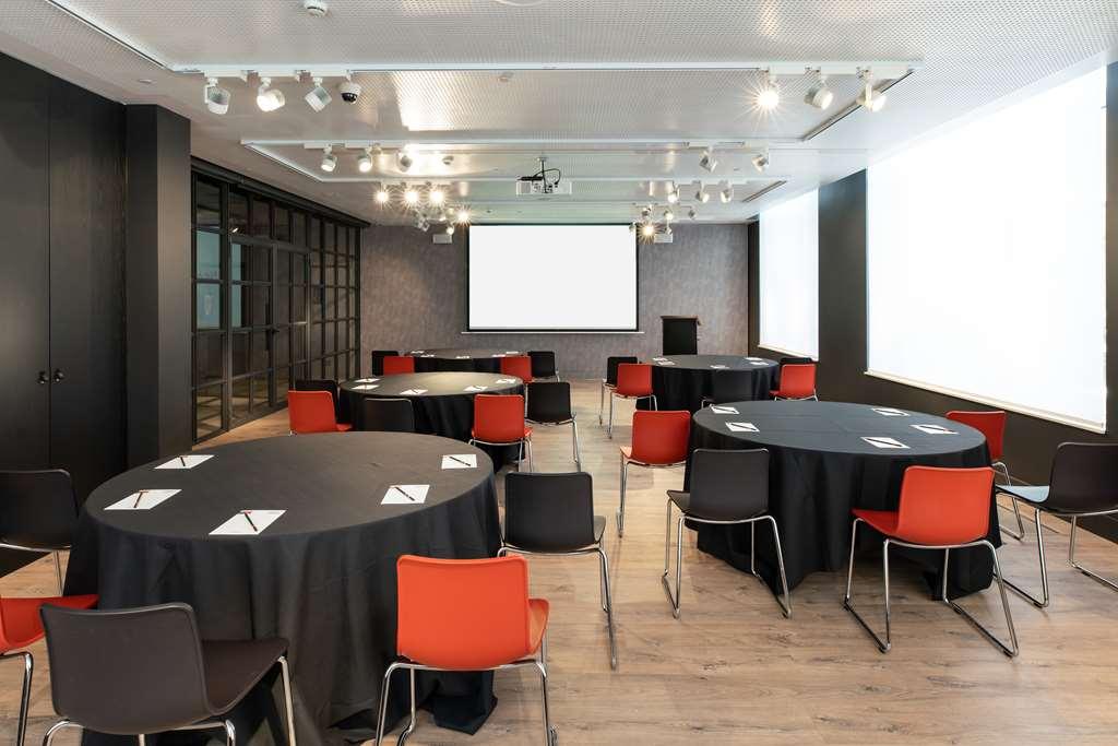 Hotel Radisson Red Brussels Brussel