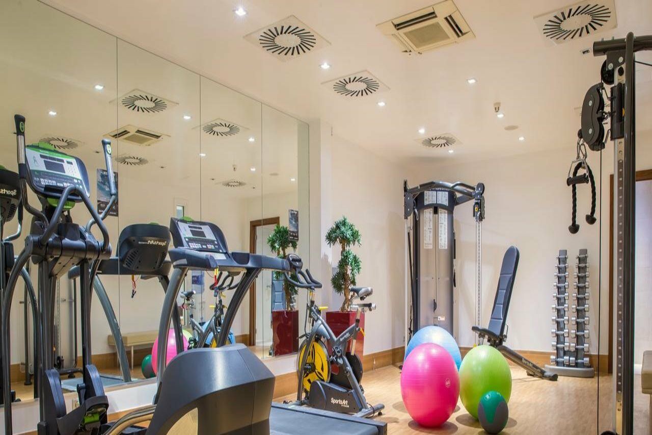 Hotel Radisson Red Brussels 4*